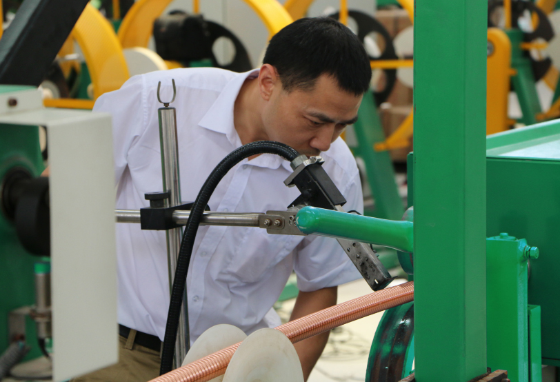 New type mineral fireproof cable